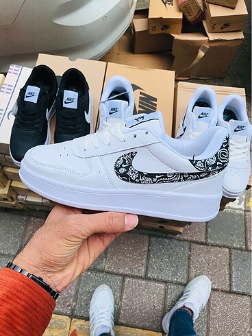 Nike spor ayakkabı