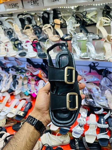 37 Beden camel Renk Kemerli yeni sezon sandalet