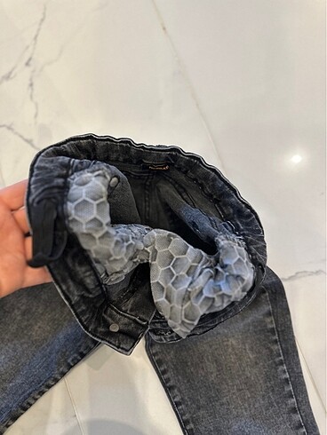 BG Store Nebbati B&G store jean