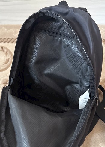 Puma Siyah Parlak Fermuarlı Sırt Çantası - Görsel 4