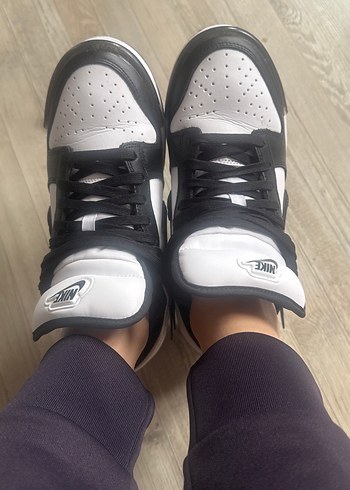 Nike Beyaz Siyah Bağcıklı Spor Ayakkabı - Görsel 3