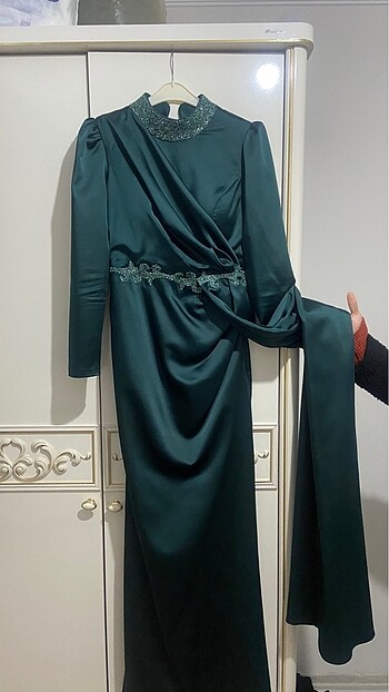 Tesettür abiye elbise etiket fiyatı 6000