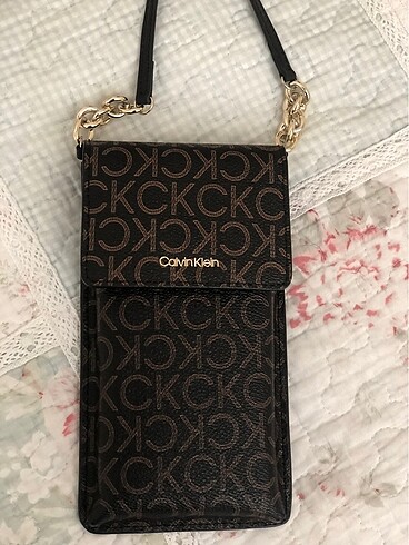 Calvin klein monogram çanta