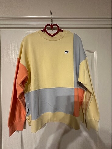 Puma renkli sweatshirt