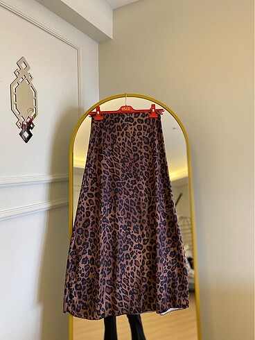 leopar desenli saten etek