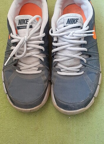 Nike spor ayakkabı