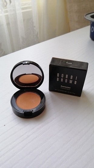 BOBBI BROWN KAPATICI