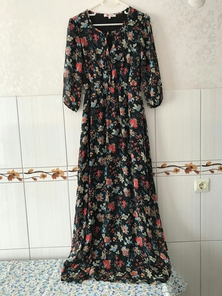 çiçekli elbise