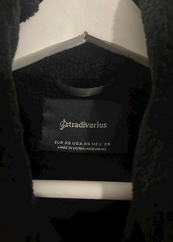 Kürk Detaylı Siyah Deri Biker Ceket - Görsel 3