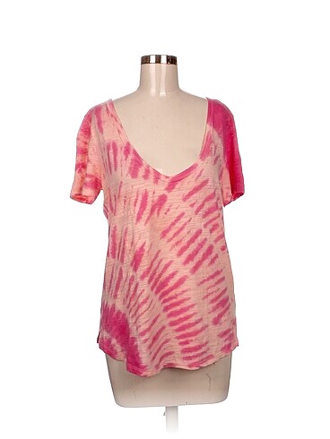 Victoria s Secret T-shirt %70 İndirimli.