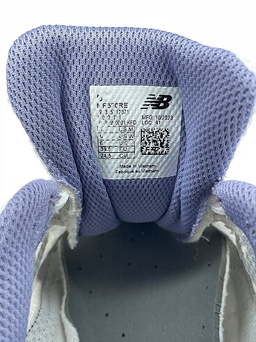 39,5 Beden çeşitli Renk New Balance Spor Ayakkabı %70 İndirimli.