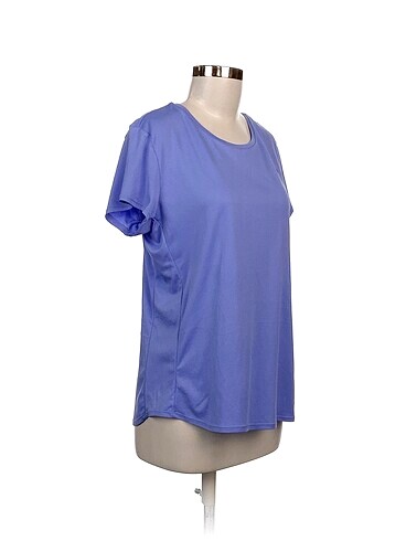 Tchibo Tchibo T-shirt %70 İndirimli.