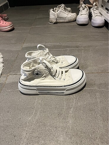 Converse Ayakkabı
