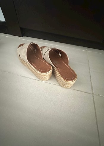 Bej Süet Kadın Dolgu Topuk Terlik - Görsel 2