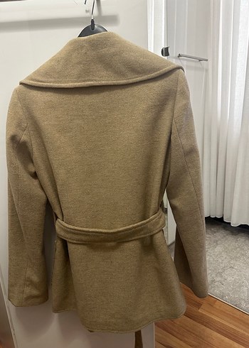 Kuşaklı Büyük Yaka Bej Kaban - Görsel 2