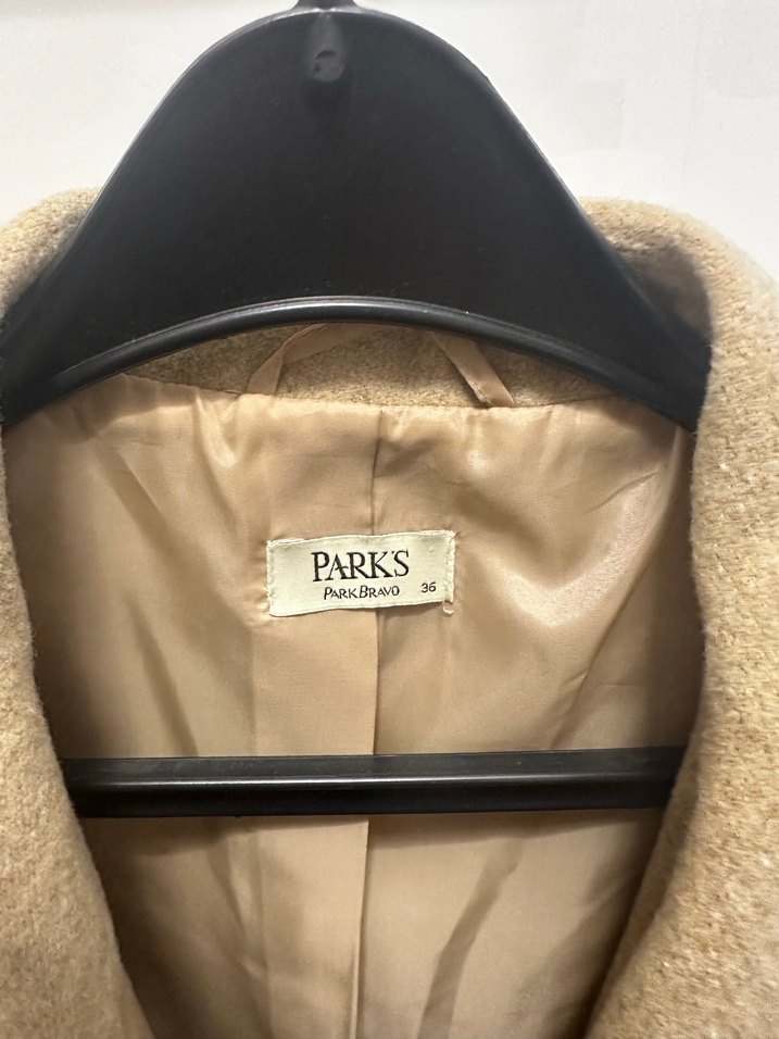 Kuşaklı Büyük Yaka Bej Kaban - Görsel 3