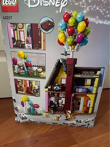 Beden Renk Yukarı Bak Lego (Up Movie)