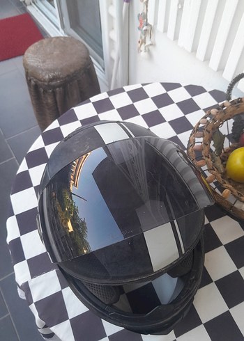 Diger Seramik Siyah Kareli Motosiklet Kaskı