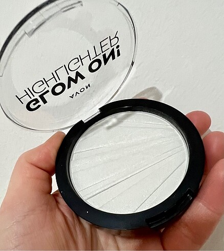Avon AVONN HIGHLIGHTER