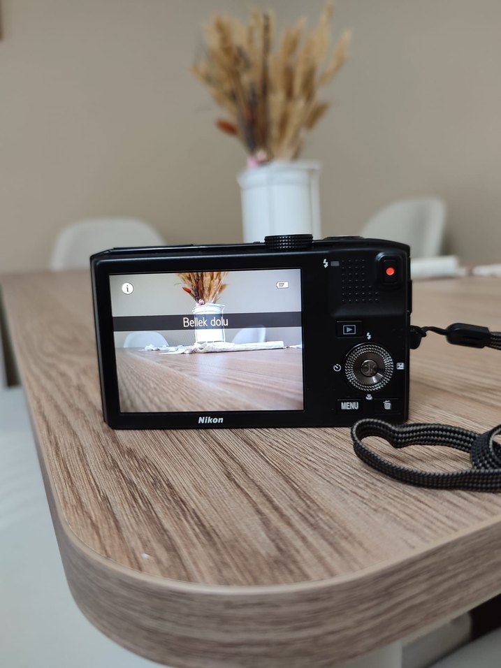 TEMİZ SORUNSUZ NİKON COOLPİX S8100 - Görsel 2