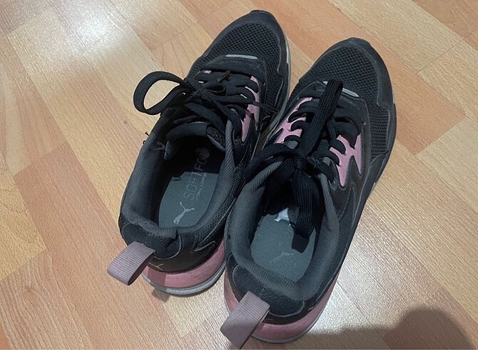 37,5 Beden puma spor ayakkabı pembe gri