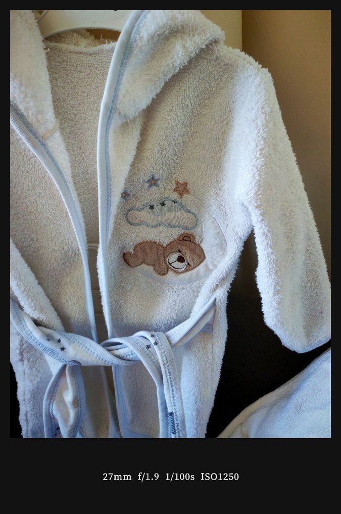 Nakışlı Beyaz Erkek Çocuk Bornozu - Görsel 3