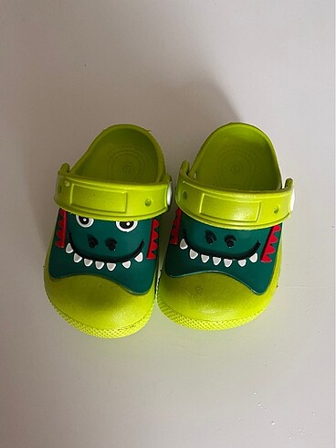 LC Waikiki Crocs bebek terlik