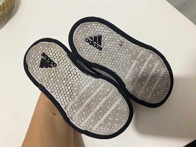 21 Beden siyah Renk Adidas bebek ayakkabı