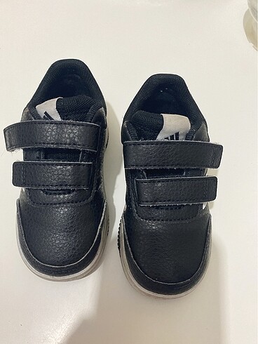 21 Beden Adidas bebek ayakkabı