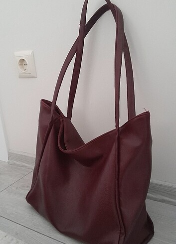 Bordo kol çantası
