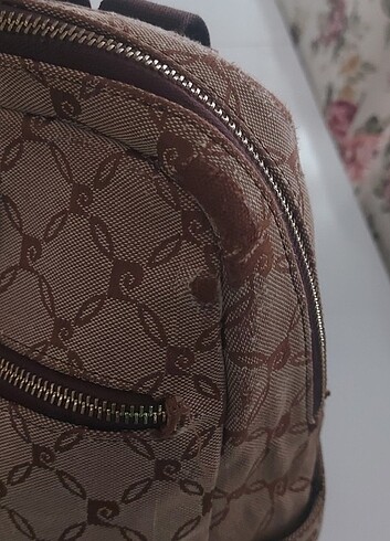 Beden Pierre cardin sirt cantasi