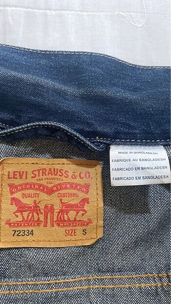 Levis Orjinal lewis mont