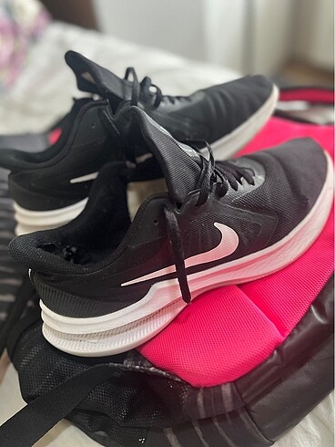 Nike RuNNING