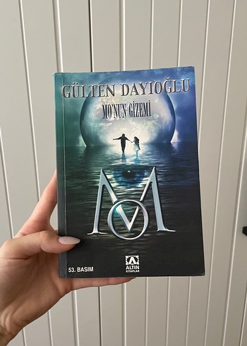 Gülten Dayıoğlu - Mon'un Gizemi Roman