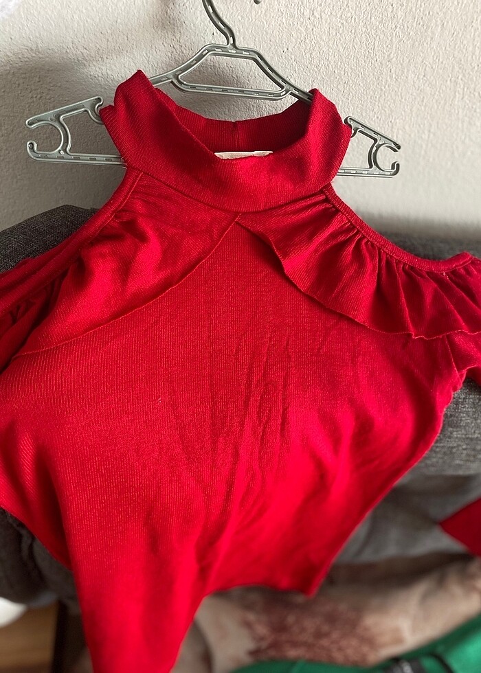 Omuzları açık bluz - Görsel 2