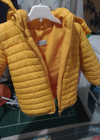 Sarı Kapitone Erkek Çocuk Mont - Görsel 5