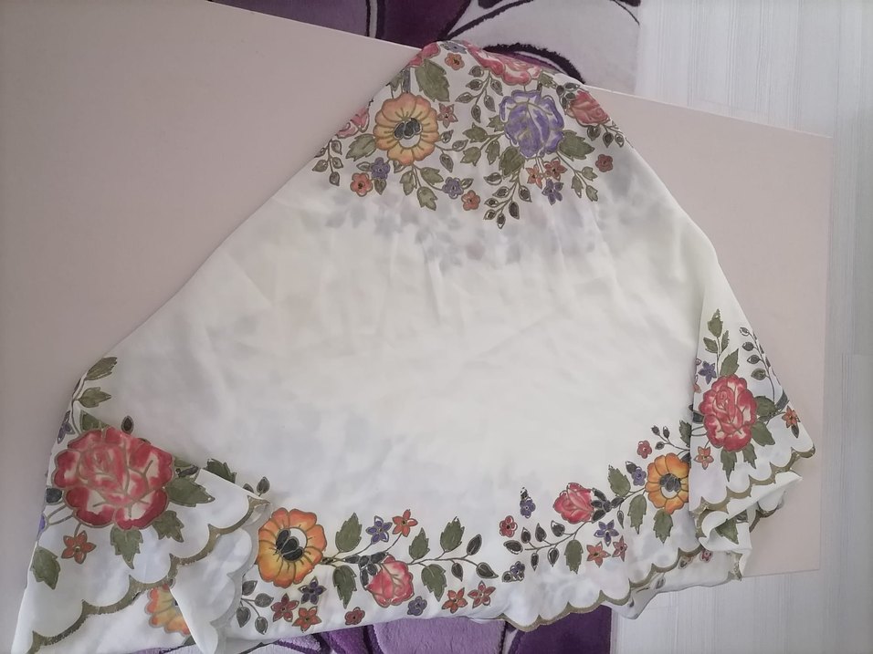 El boyaması masa örtüsü - Görsel 3