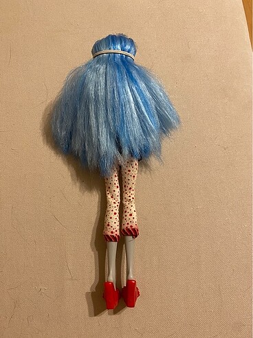 Monster High monster high ghoulia