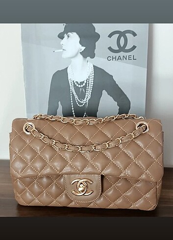 CHANEL KAPİTONELİ KADIN KOL ÇANTASI 