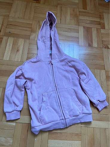 H&M sweatshirt