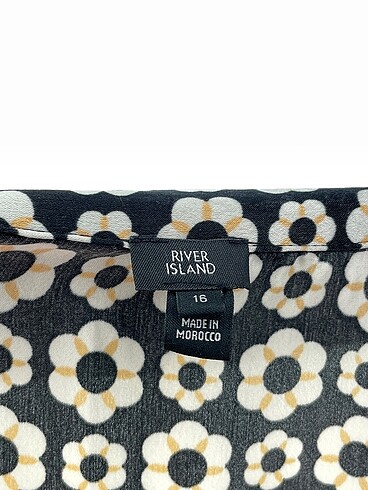 42 Beden siyah Renk River Island Gömlek %70 İndirimli.