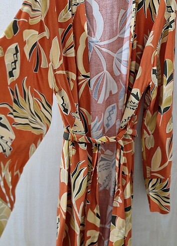 LC Waikiki Kimono