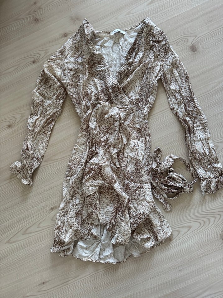 Yılan Desenli anvelop kemerli mini Elbise - Görsel 3