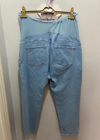 Bebeği Destekleyen Açık Mavi Hamile Kot Pantolon - Görsel 2