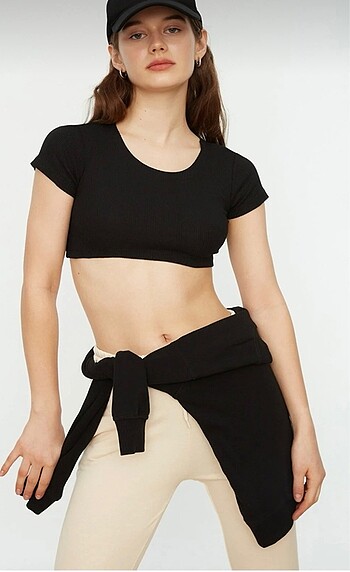 Trendyolmilla crop top