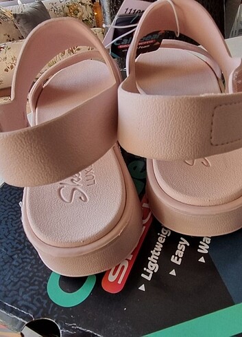 39 Beden Skechers orijinal sandalet