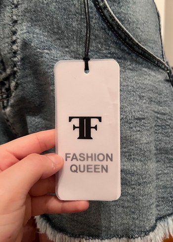 Gri Mini Kot Şort, Bel Detaylı, Rahat Kesim - Görsel 5