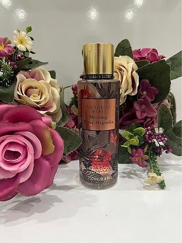VICTORIAS SECRET BERRY MANGOLİA