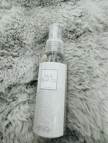 Avon Pur Blanca Body