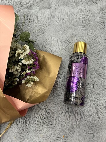 VİCTORİAS SECRET DREAMY PLUM DAHLIA